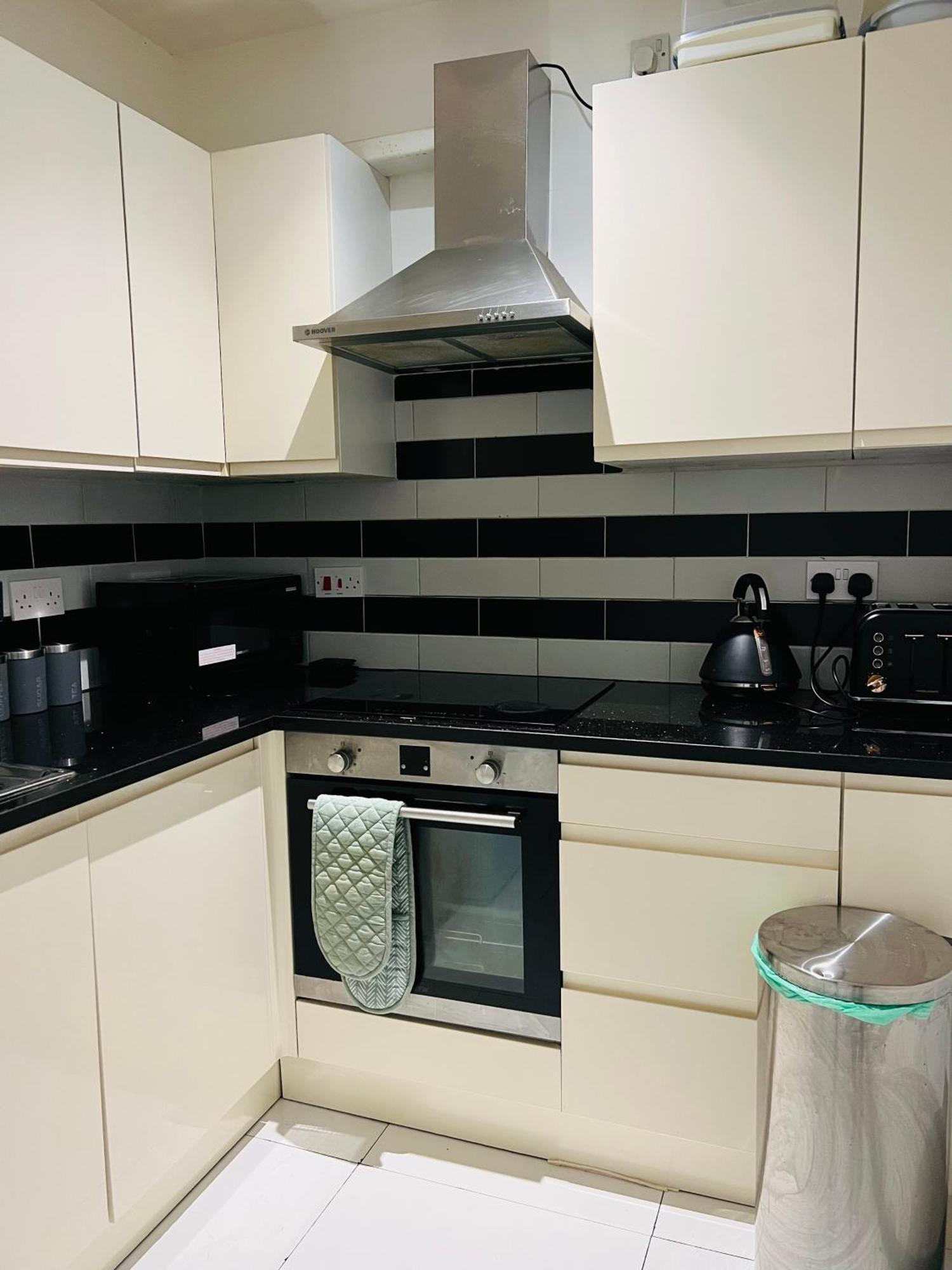 "Spacious Family, Friendly" 1 Bedroom In Kings Cross, St Pancras!!!118A Londra Exterior foto