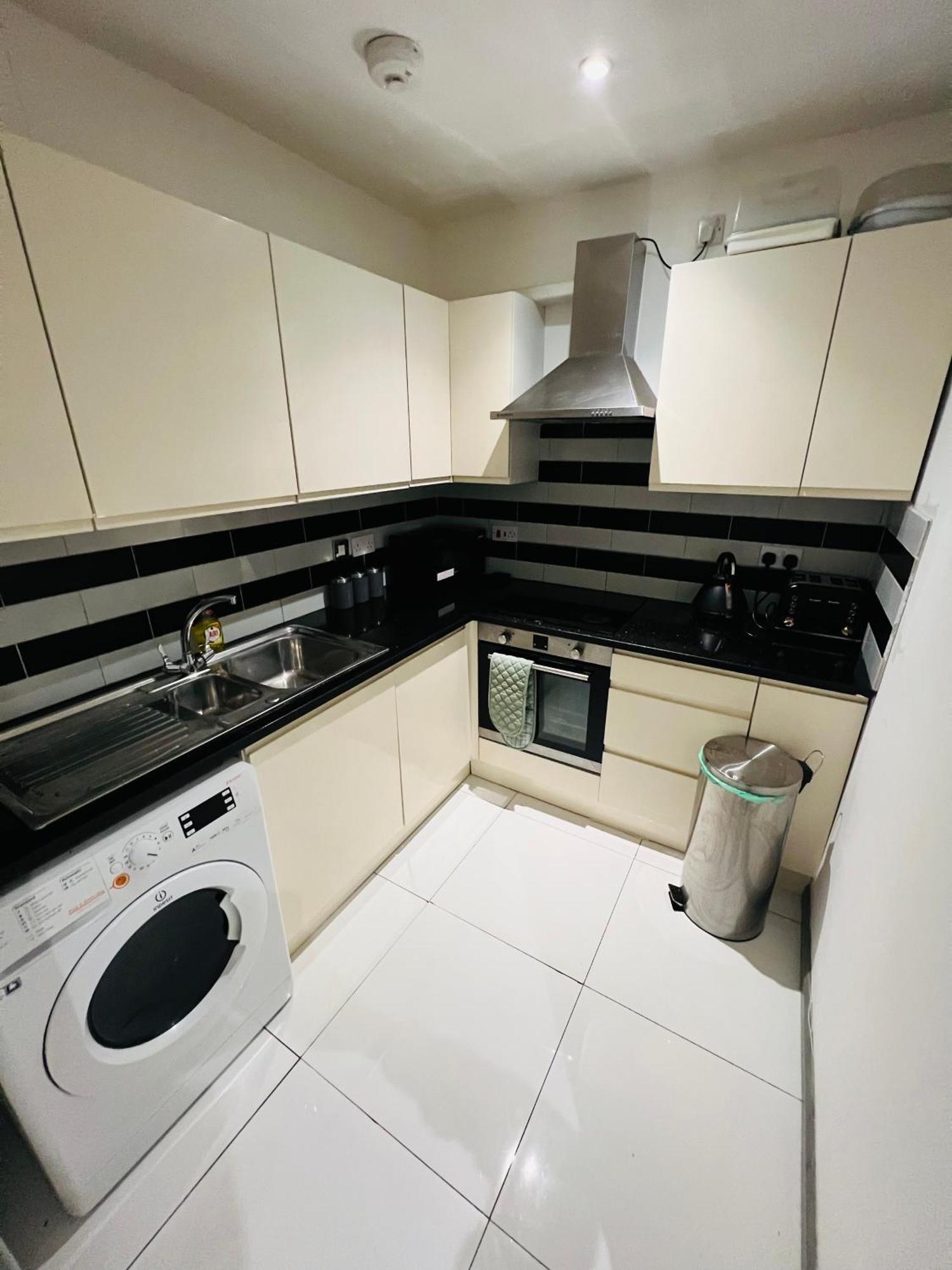 "Spacious Family, Friendly" 1 Bedroom In Kings Cross, St Pancras!!!118A Londra Exterior foto
